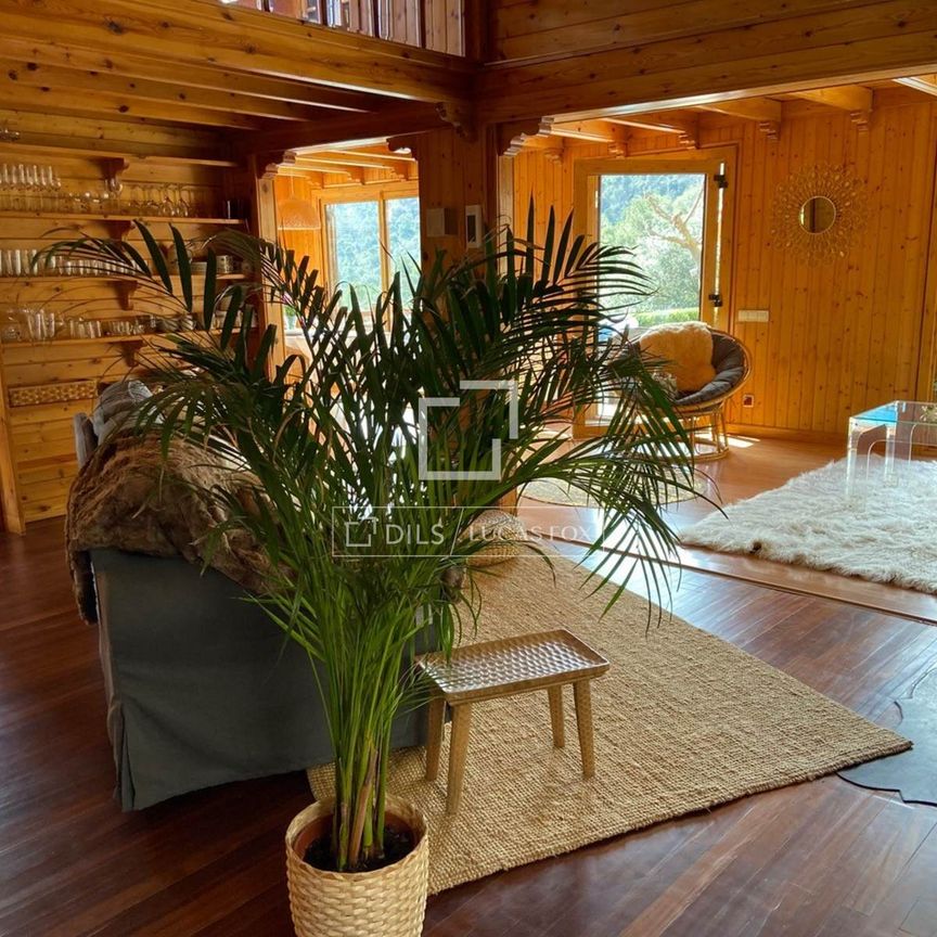 Excellent 3 Bedroom house / villa for rent in La Floresta, Barcelona - Photo 1