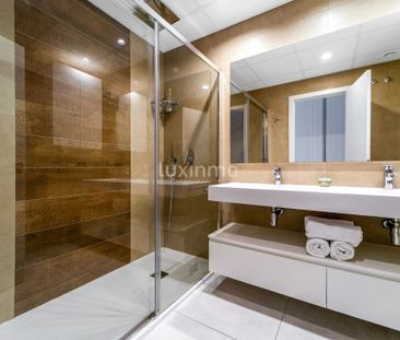 Stunning flat with sea views in Playa de Poniente, Benidorm - Photo 3