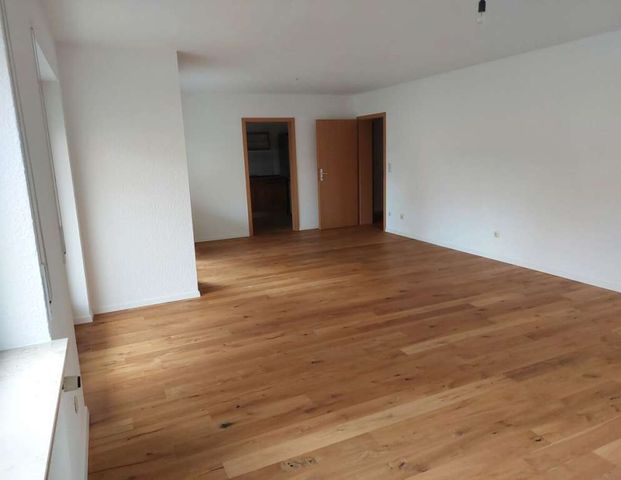 Viel Platz für Wohnen und Chichi - großzügiges und ruhiges Wohnen mitten in der Stadt! - Foto 1