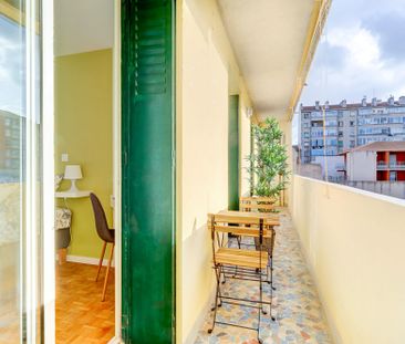 Très beau T4 meublé de 67 m² Boulevard National - Photo 6