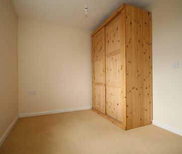 Dorset Close, Cawston, Rugby - Photo 6