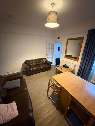 5 bedroom house to rent - Photo 1