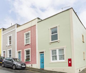 2 bedroom terraced house to rent - Photo 4