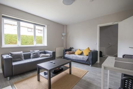 4 bedroom terraced house to rent - Photo 2