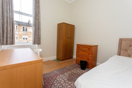 4 Bed Flat, Spottiswoode Street, EH9 - Photo 4