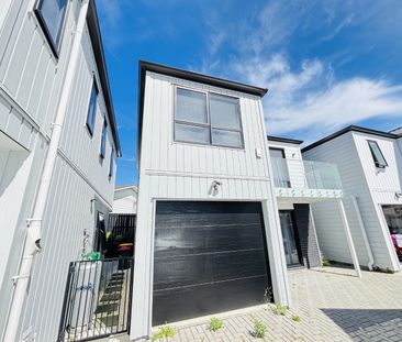 HENDERSON, 3 BEDROOMS - Photo 5