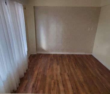 For Lease - 125 Stonebriar Drive, Vaughan, Ontario - Photo 3