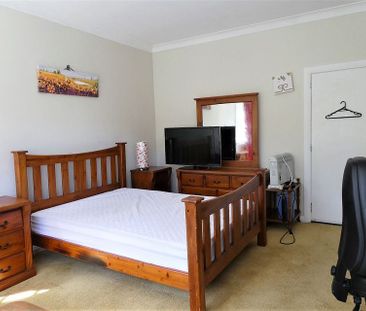 5 BEDROOM APARTMENT, for 2025, NEAR CAMPUS, TOWN - Photo 1