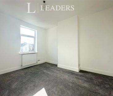 3 bedroom house to rent Harding Road, Gosport, Hampshire, PO12 - Photo 5