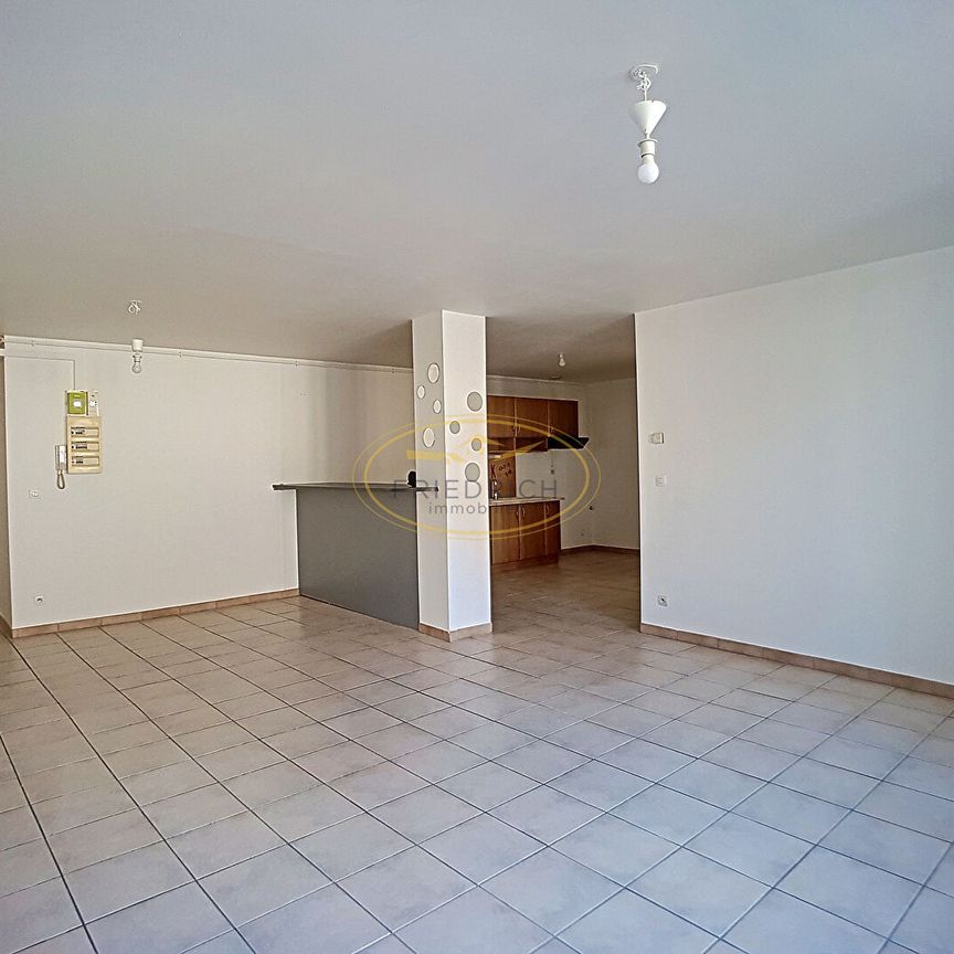 Location Appartement 3 pièces 79m² LIGNY EN BARROIS 55500 - Photo 1