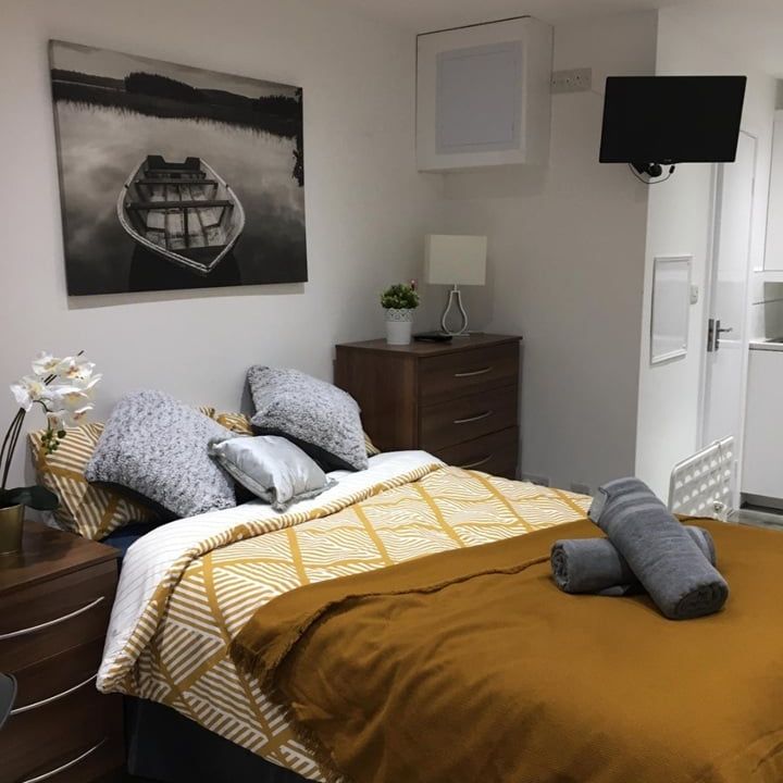 Studio Flat, Kilburn, NW6 - Photo 1