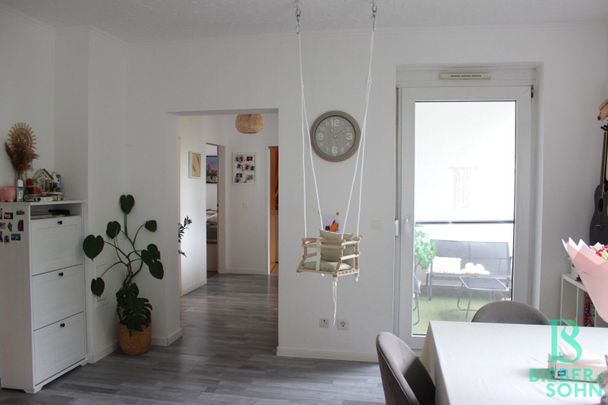 Optimale Jungfamilien-Wohnung mit Loggia, Gartennutzung und Garagenplatz! - Photo 1