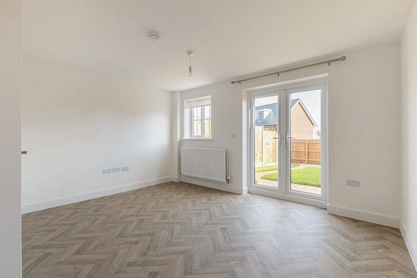 2 bedroom semi-detached house to rent - Photo 1