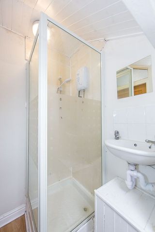 Harold Avenue, Hyde Park, Leeds - Photo 4