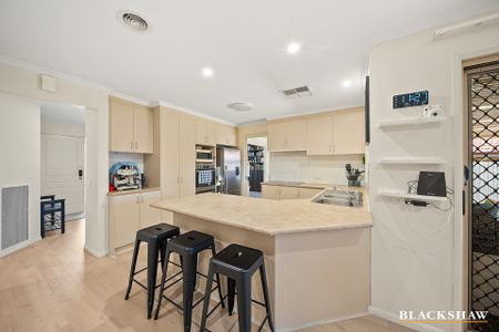 314 Flemington Road, Gungahlin ACT 2912 - House For Rent | Domain - Photo 4