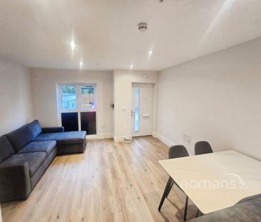 4 bedroom townhouse to rent - Photo 4