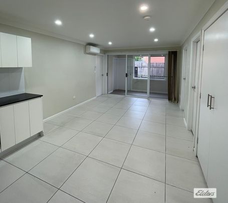 39a Bassett Street - Photo 1