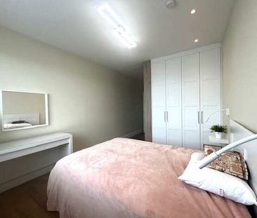 Bramley Hall, Diswellstown Avenue, Hamilton Park, Castleknock, Dubl... - Photo 1