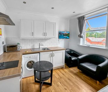 1 bedroom flat to rent - Photo 2