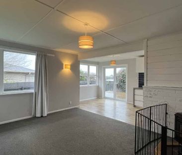 Three bedrooms and a terrific backyard for summer - Photo 2