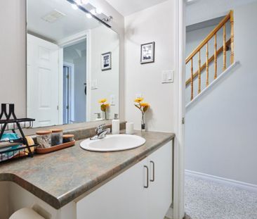 For Lease - 131 TALL PINES Pine, South of Baseline to Knoxdale, Ont... - Photo 6