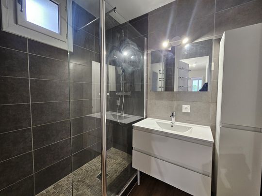 Location Appartement 4 pièces 66m² VITROLLES 13127 - Photo 1