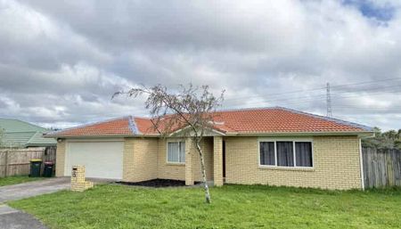 4-Bedroom Family Home in Flat Bush - Photo 5