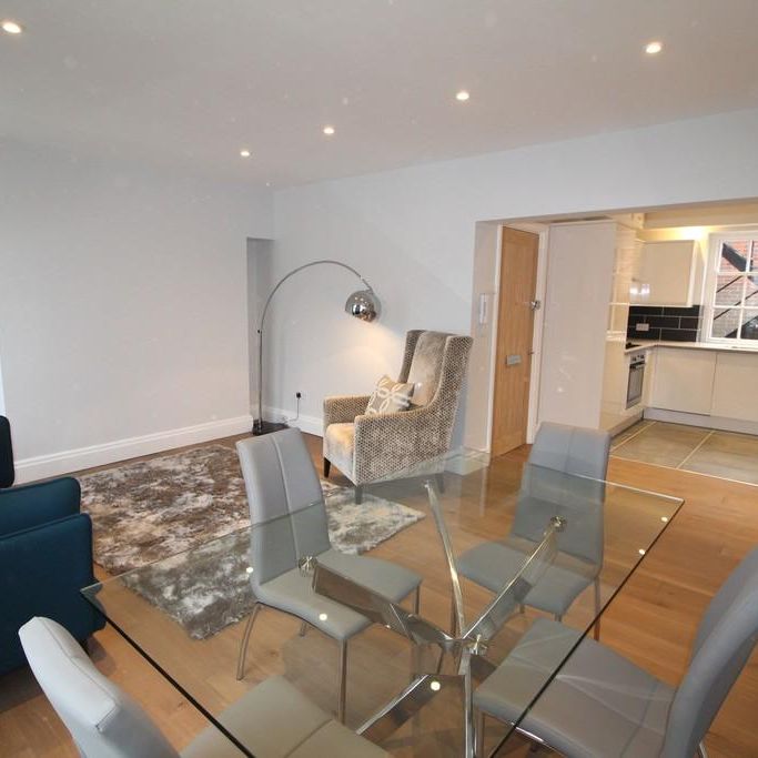 3 bedroom apartment to rent - Photo 1