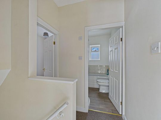 2 bedroom terraced house to rent - Photo 1