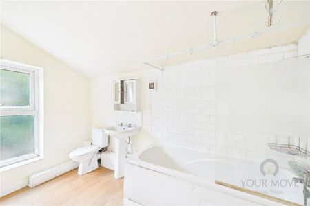 2 bedroom terraced house to rent - Photo 3