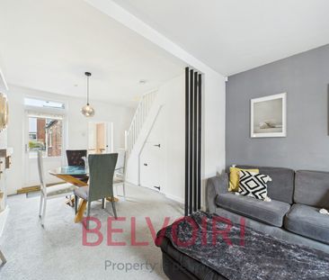 Terraced House to rent on - Photo 6