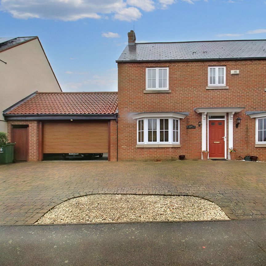 Clophill Road, Maulden, Bedford, MK45 2UT - Photo 1