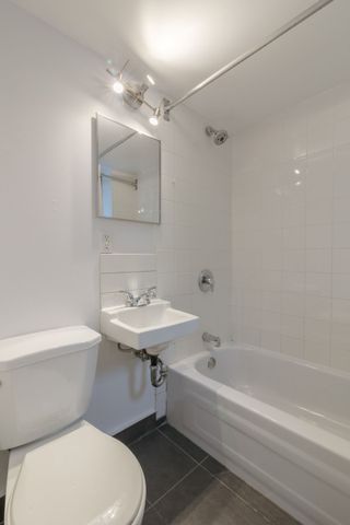 25 Avenue des Pins O - Photo 3