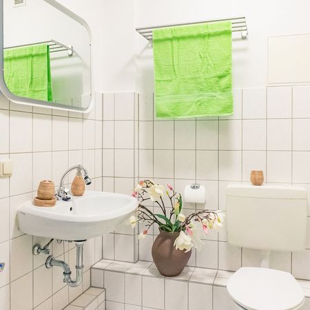 3-Raum-Wohnung im Altbau mit Badewanne - Photo 4