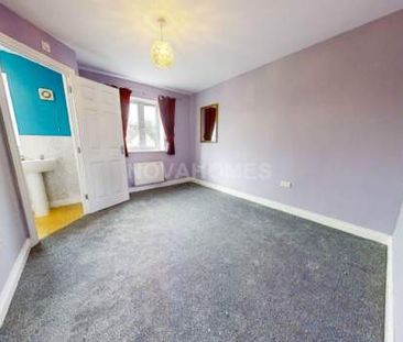 2 bedroom property to rent in Plymouth - Photo 1