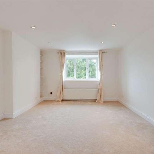 Fairhazel Gardens, South Hampstead, NW6 - Photo 1