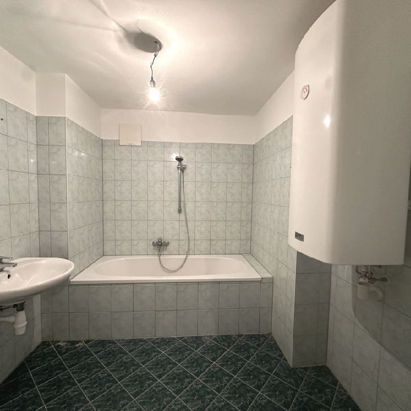 Großzügige Mietwohnung in Bad Gleichenberg mit Balkon…! - Photo 1