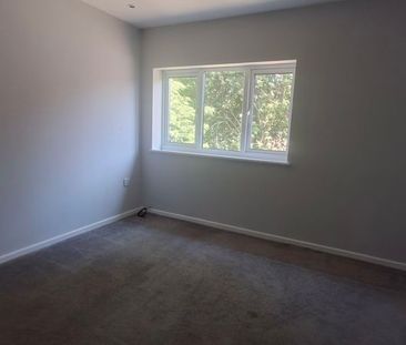 2 bed flat to rent in - Photo 1