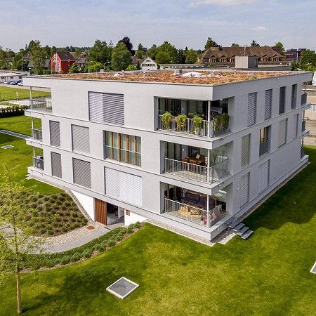 Hochwertige 3.5-Zimmerwohnung im EG - Foto 1