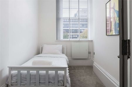 Stunning two bedroom apartment to rent, set within a beautifully converted Georgian building close to Reading Town Centre with parking. - Photo 3