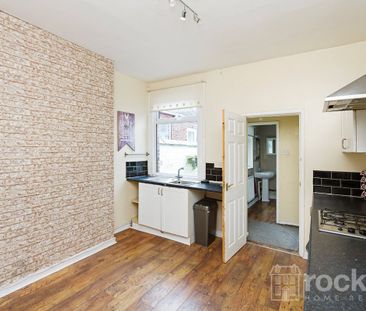 2 bed Terraced House to rent in Wileman Street, Fenton, ST4 - Photo 2