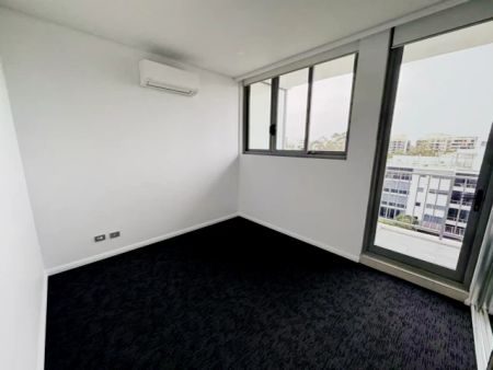 811 S Dowling St, Sydney - Photo 2