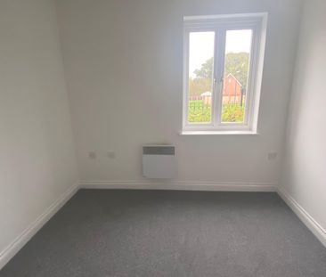 Brook View, Northampton, Grange Park - Photo 1