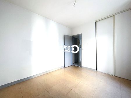 Location appartement à Lorient, 2 pièces 31.49m² - Photo 2