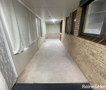 8 Meath Place, Blacktown, NSW 2148 - Photo 4