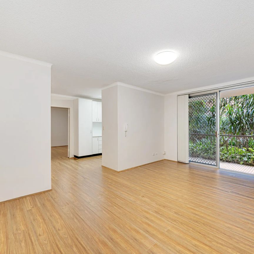 Private Ground Floor Apartment in Prime Location - Photo 1