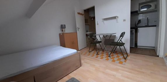 Location Appartement 1 pièce 10m² LE MANS 72000 - Photo 2