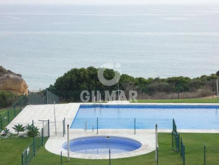 Alquiler de chalet adosado en Urbanización Fuente del Sol - Foto 5