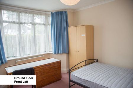 4 bedroom semi-detached house to rent - Photo 3