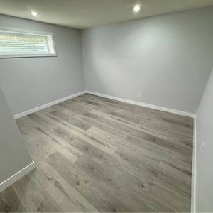 1 Bed room Apartment Available asap in the newly Basement - Photo 2